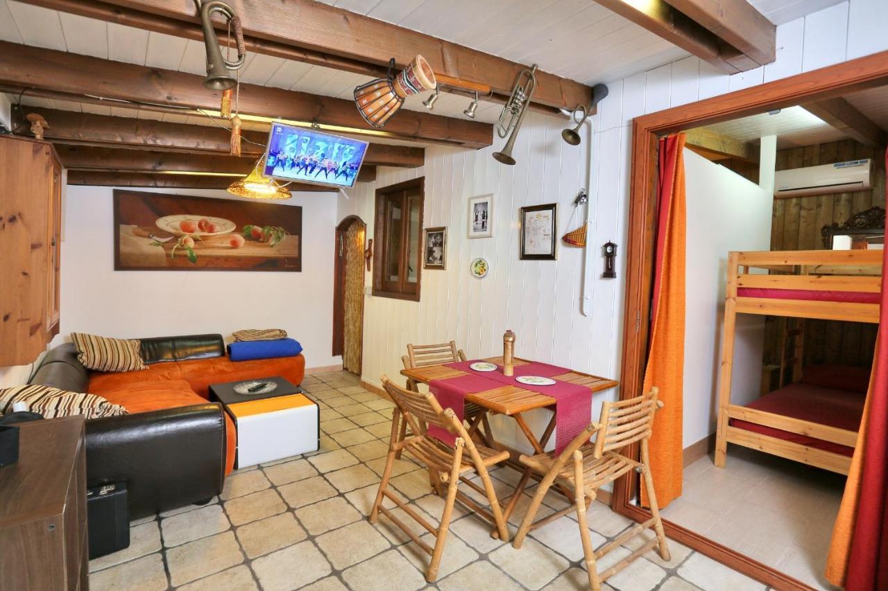 Music House A Castellana Grotte Confinante Via Per Turi 500M Dalle Grotte Zewnętrze zdjęcie